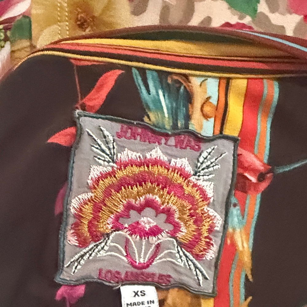 Johnny Was Black Floral Stripe V-Neck Short Sleeve Top - Picture 3 of 3
